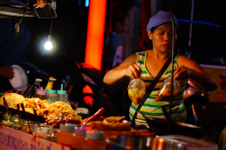 Photos Of Khao San Road at Night: Nightlife in Bangkok, Thailand