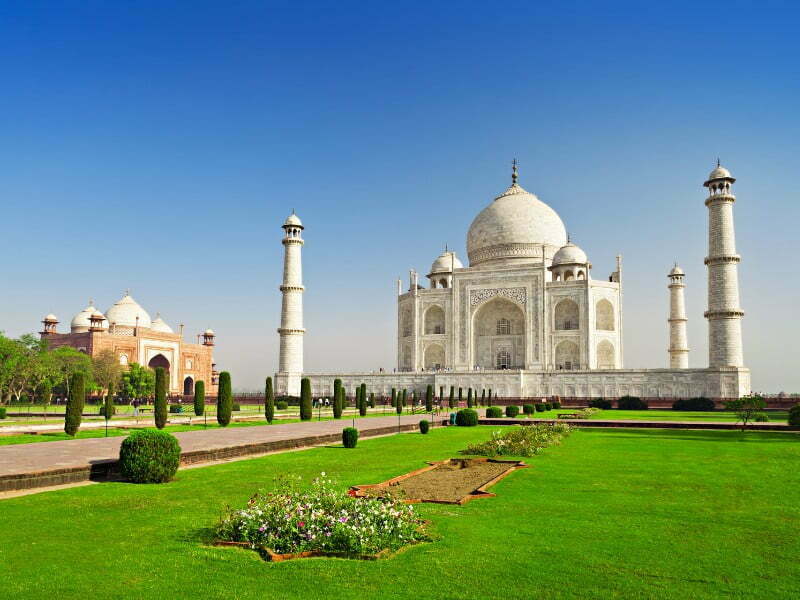 Agra Travel Guide: Things to do in Agra, Uttar Pradesh, India including visiting the Taj Mahal 