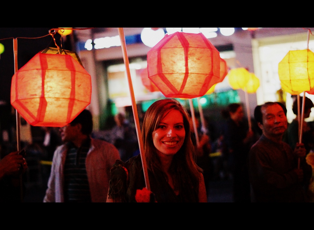 Audrey Bergner (That Backpacker) holding lanterns during the Lotus Festival in Seoul, Korea