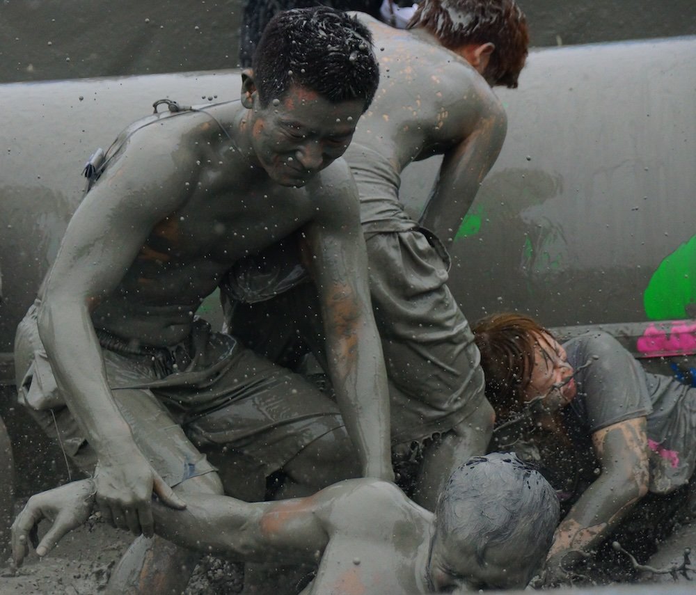 Boryeong Mud Festival crazy wrestling live action 