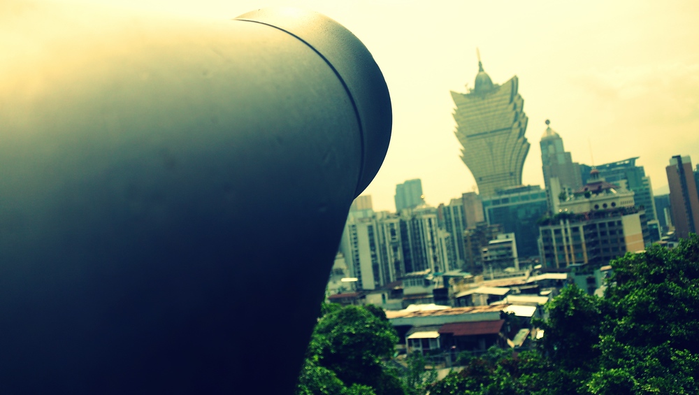 Canon on top of Mount Fortress overlooking the Grand Lisboa