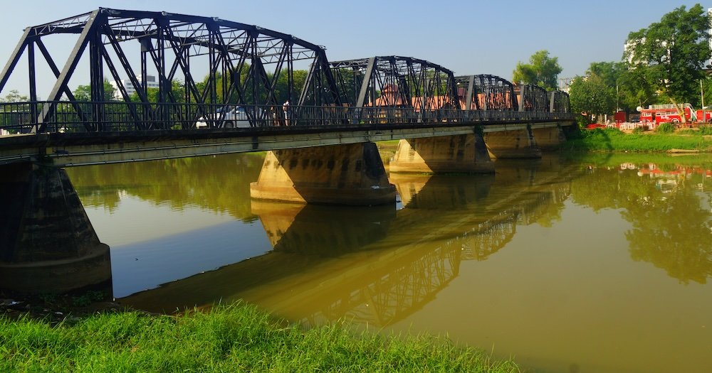 Chiang Mai vehicle and pedestrian bridge 