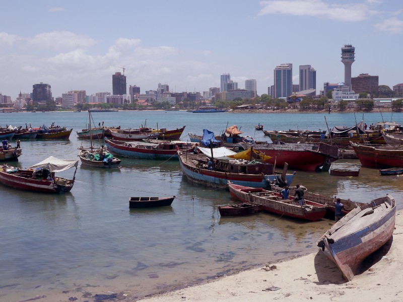 Dar Es Salaam docked boats 
