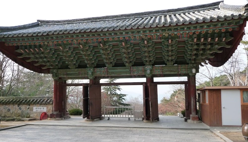 Entrance to an ancient Korean temple in Gyeongju, Gyeongsang, Korea 