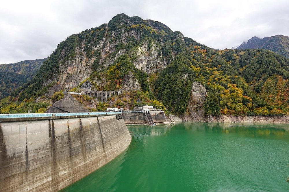 Epic dam views on the Tateyama Kurobe Alpine route 