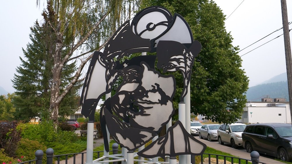 Miner’s Heritage Walk Sculpture in Fernie, British Columbia Fernie, British Columbia Miner’s Heritage Walk sculpture depicting a coal miner’s face, celebrating the town’s mining history and industrial roots while highlighting Fernie’s cultural landmarks, outdoor walking routes, and historic attractions in the East Kootenays.