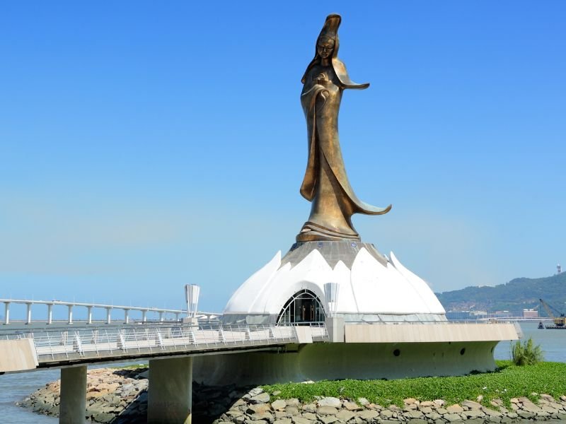 Formidable Kun Iam statue in Macau 