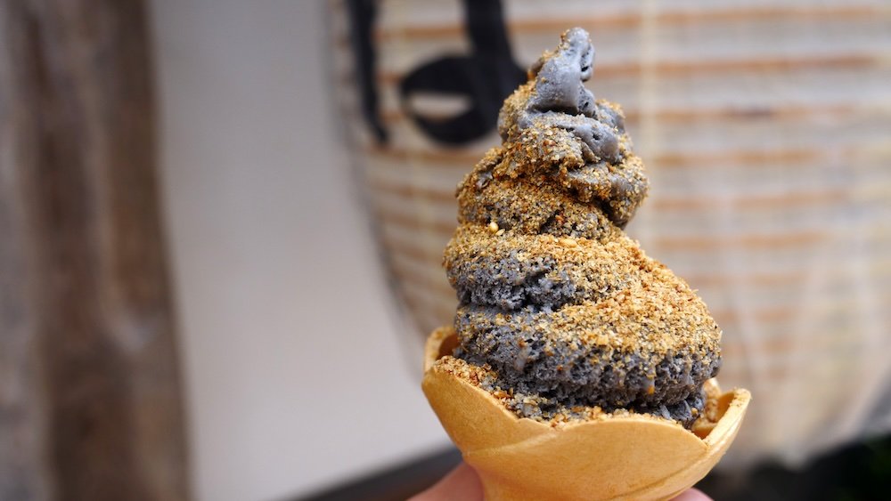 Kamakura local black sesame ice cream 