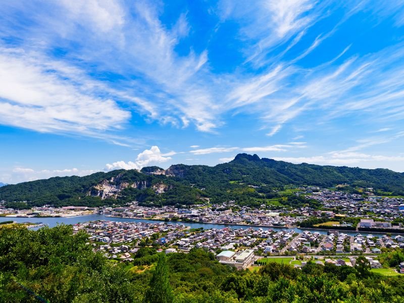 Marvelous views of Takamatsu city in Japan from the Yashima old battle field 