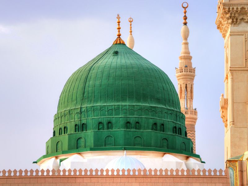 Medina green dome in Saudi Arabia 