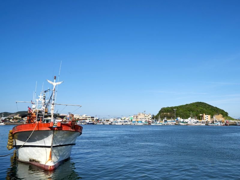 Mokpo boat on the water in Korea 