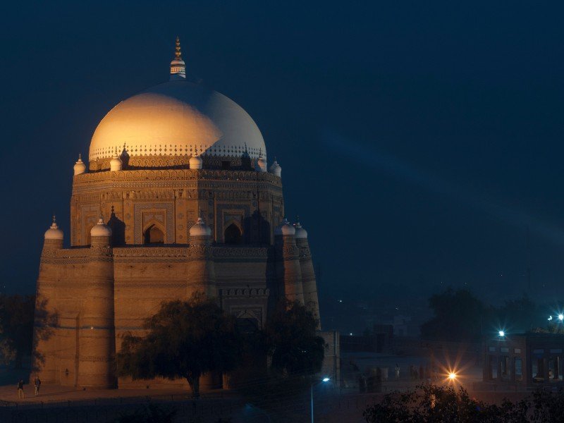 Multan mosque at night in Pakistan 