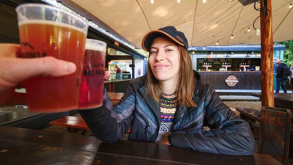 Nomadic Samuel cheers with That Backpacker drinking beer at Patagonia Ceverceria in Bariloche, Argentina 