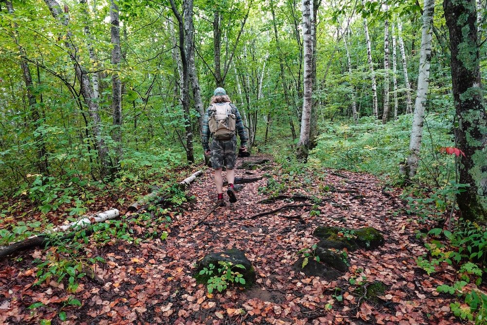 Nomadic Samuel hiking in Norikura, Japan