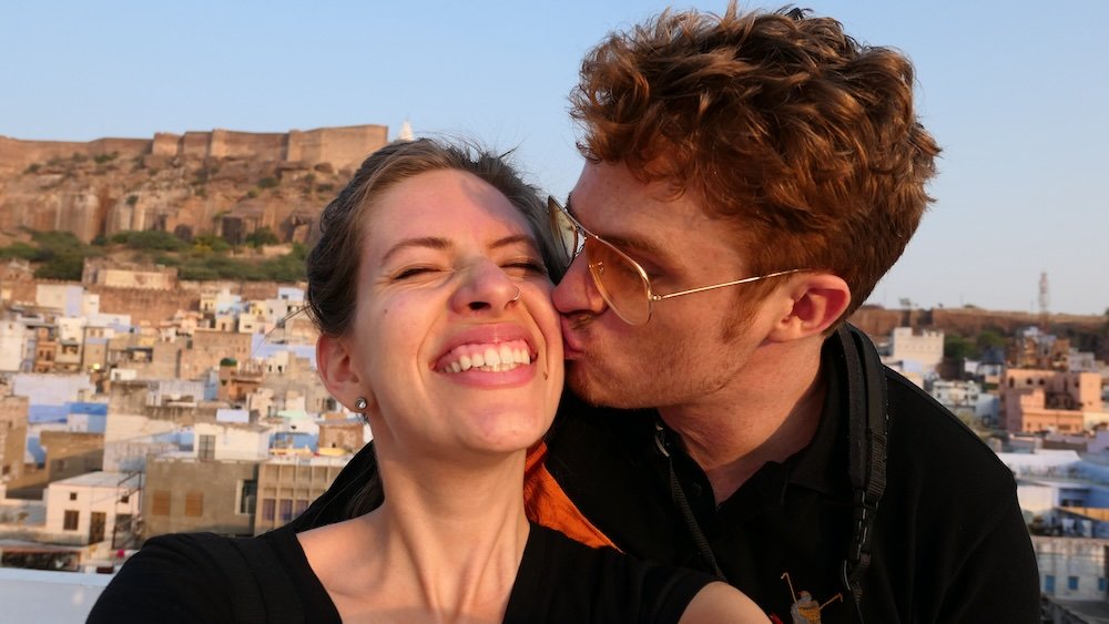 Nomadic Samuel kissing That Backpacker hoping to return to Jodhpur, India 