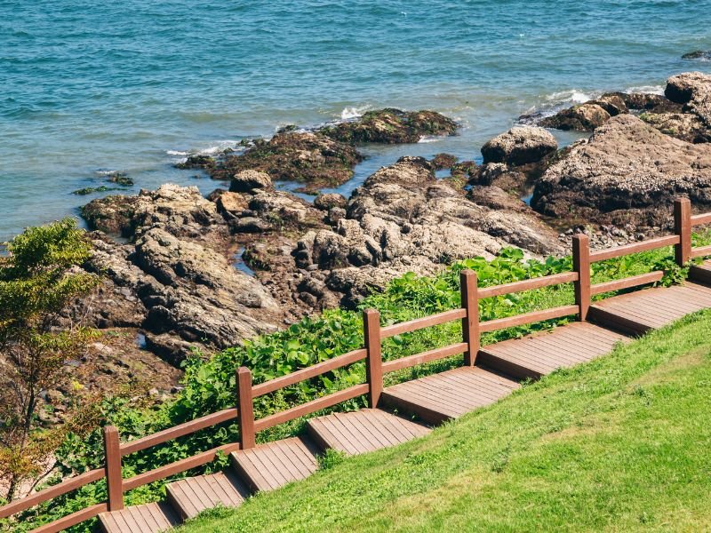 Pedestrian walking steps at Yi Sun Sin in Tongyeong