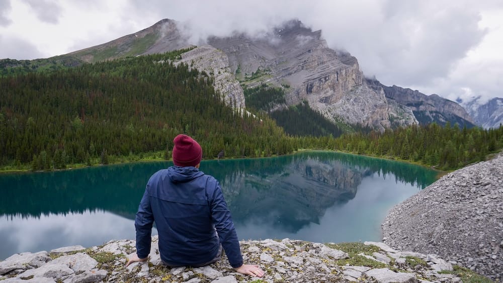 Caminata al lago Matthias desde Halfway Lodge: el día de descanso de los caballos