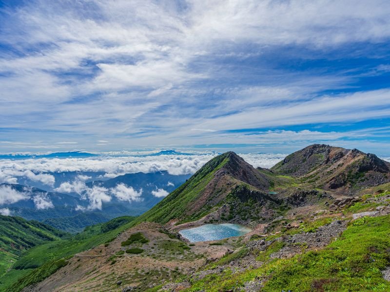 scenic views climbing in Japan visiting Ishikawa Mt Hakusan