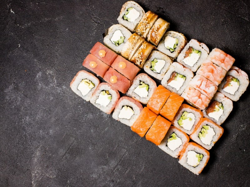 Sushi assorted tray