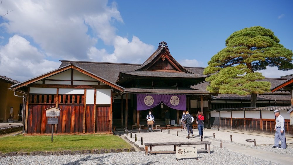 Takayama Jinya offers a rare opportunity to step back into Japan’s feudal past to explore a former government outpost from the Edo period