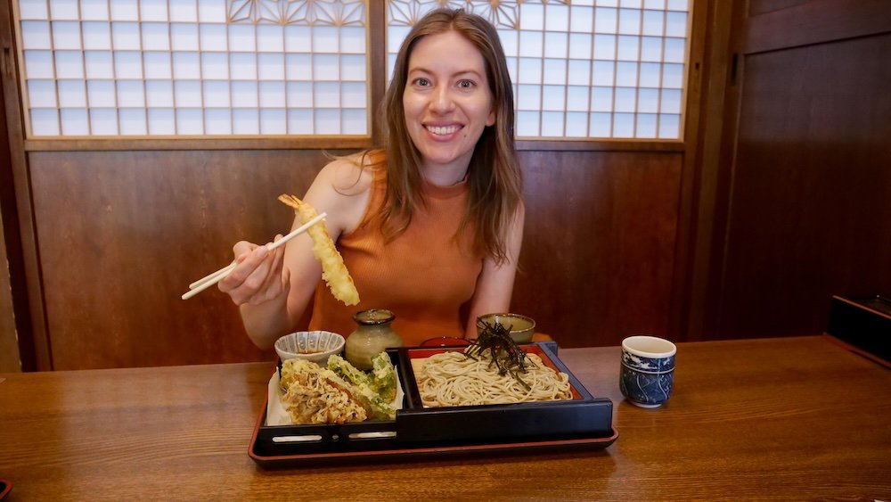 That Backpacker enjoying tempura and soba noodles at Nakanoya Soba Yuzawa Shop in Yuzawa, Japan 