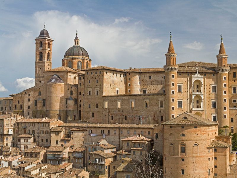 Urbino is worth visiting on a day trip from Italy 