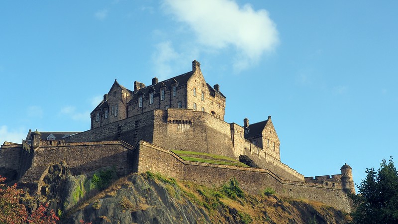 View of Edinburgh Caste on a gorgeous sunny day