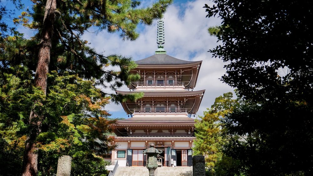 Visiting epic temples is a must thing to do in Nagano city, Japan