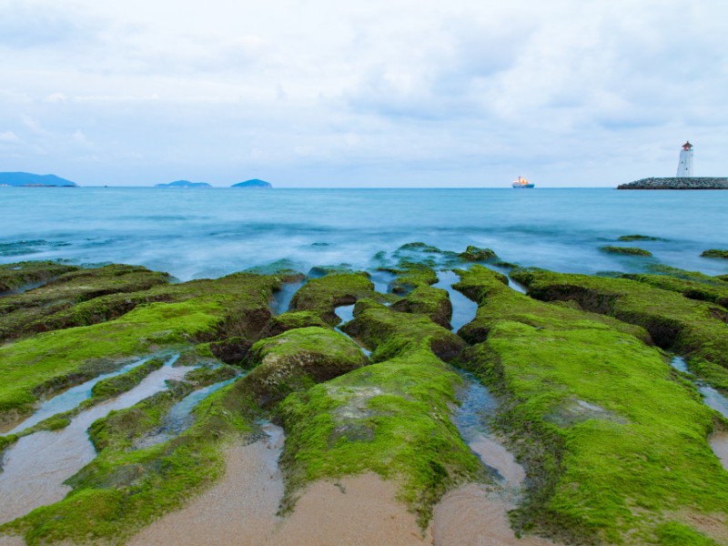 Yalong Bay water views in Hainan, China 